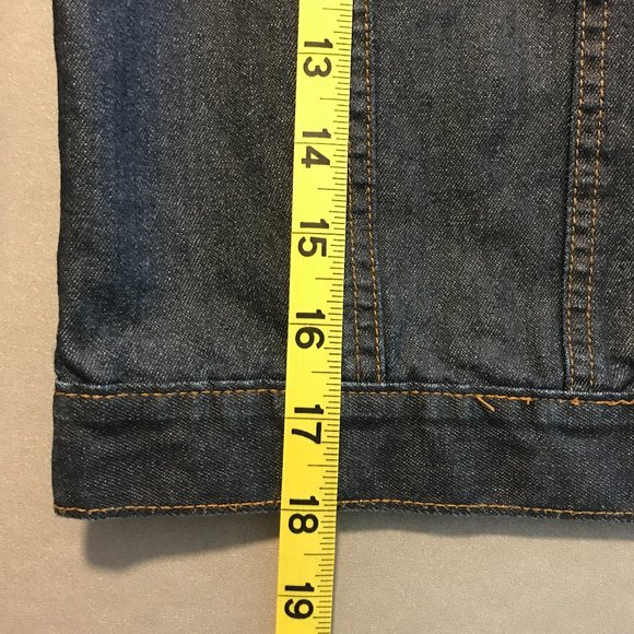 Newport News Jeanology Collection Girl's 10 Blue Button Up Denim Jean Jacket - Picture 2 of 12